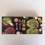 Bánh bông lan trà xanh nhân đậu đỏ-Matcha Azuki Kake