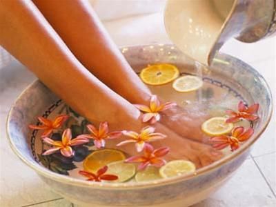mẹo chăm sóc da chân đẹp