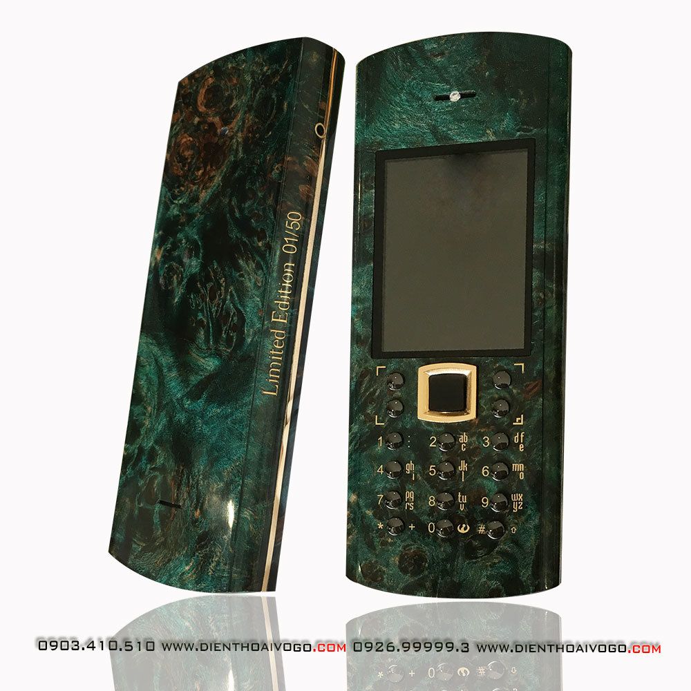 Điện thoại vỏ gỗ ngọc lục bảo