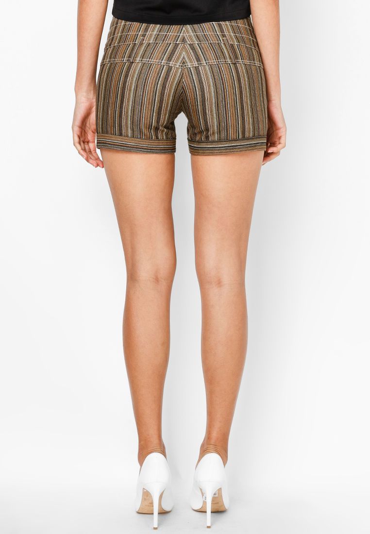 Xh - EO 711 - Quần short ngắn