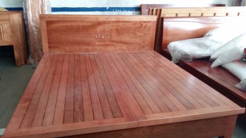 giường gỗ xoan đào giát phản 1.8M