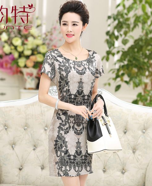 áo đầm đẹp tuổi trung niên 09