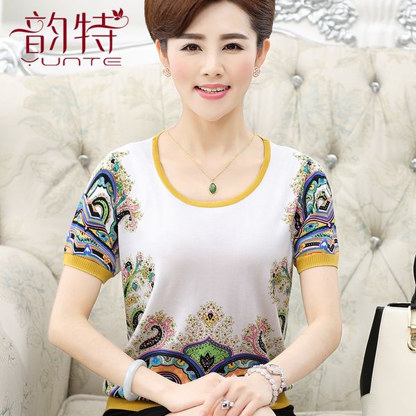 ao trung nien nu co tron