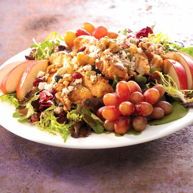 Salad hỗn hợp thịt heo và trái cây