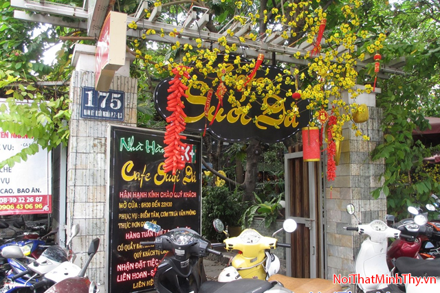 cafe suối đá