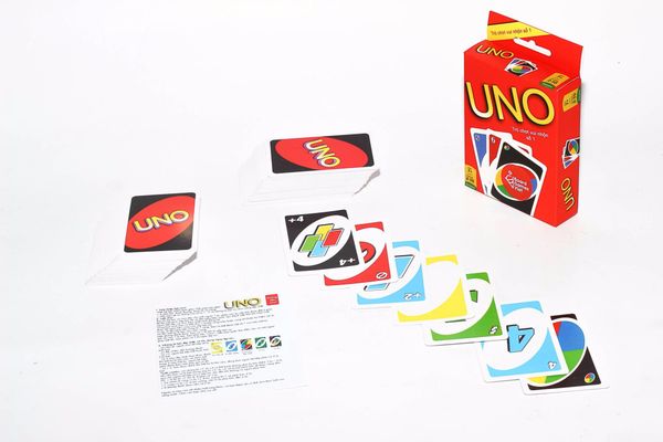 Uno cơ bản Board Game - trò chơi đấu trí Uno - Loại giấy dầy
