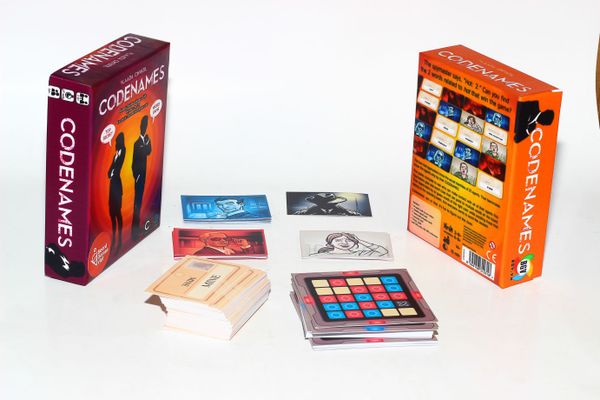 Codenames Boardgame - Mật danh - Game TOP 2015