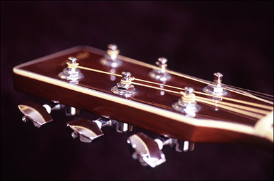 Những nguyên nhân gây đứt dây đàn Guitar
