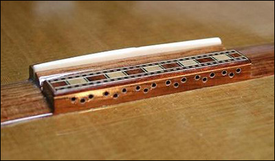 Những nguyên nhân gây đứt dây đàn Guitar