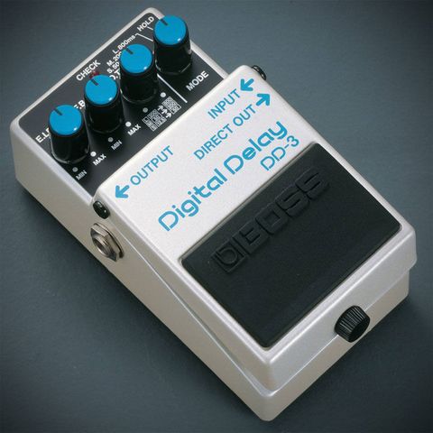 BOSS DD-3 DIGITAL DELAY