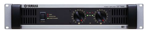 YAMAHA XP7000 AMPLI