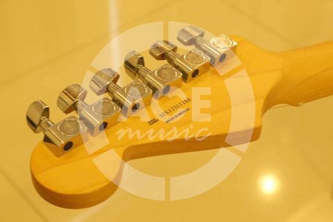 FENDER 0144602506 STANDARD STRATOCASTER