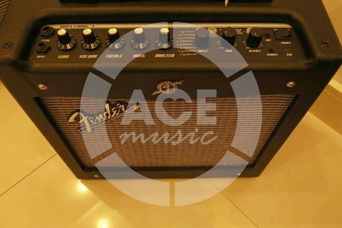 FENDER MUSTANG I (V2) 20W - Model: 2300106900
