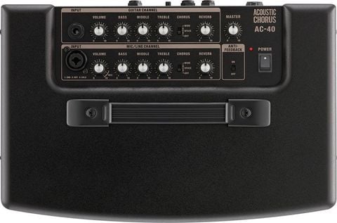 ROLAND AC-40 AMPLIFIER