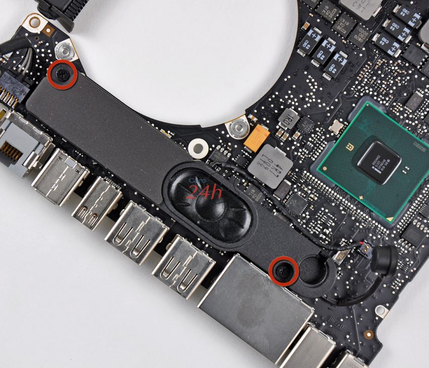 Thay loa bên trái Macbook Pro 15 inch