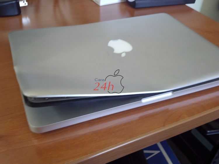 Macbook Pro Retina bị móp méo cong vênh