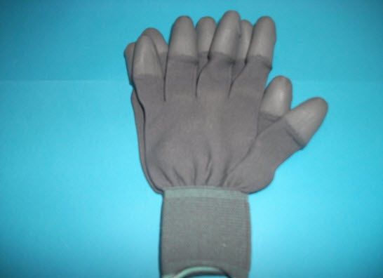Găng tay polyester màu xám phủ PU đầu ngón tay