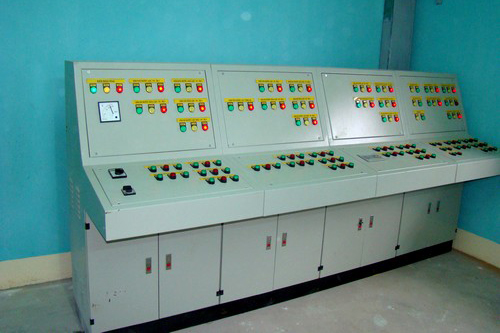 Bồn lọc áp lực và tủ điện điều khiển