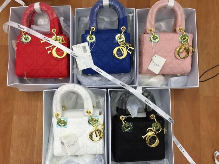 Túi Xách Dior 3 ô Super da cừu thật 100% - Giá 650.000 - Đẹp 102t