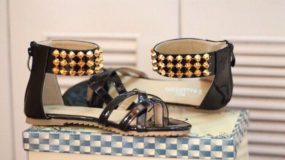Giày sandal nữ phù hợp mọi lứa tuổi - giá 450.000 - Đẹp 102