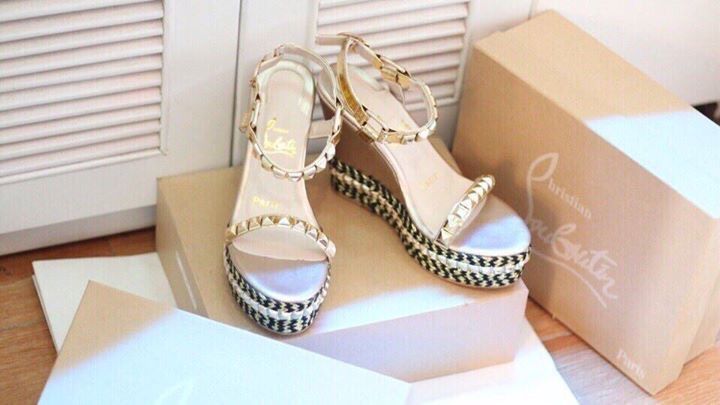 Giày Loubutin xuồng fake 1 full box - Giá 550.000đ - Đẹp 102