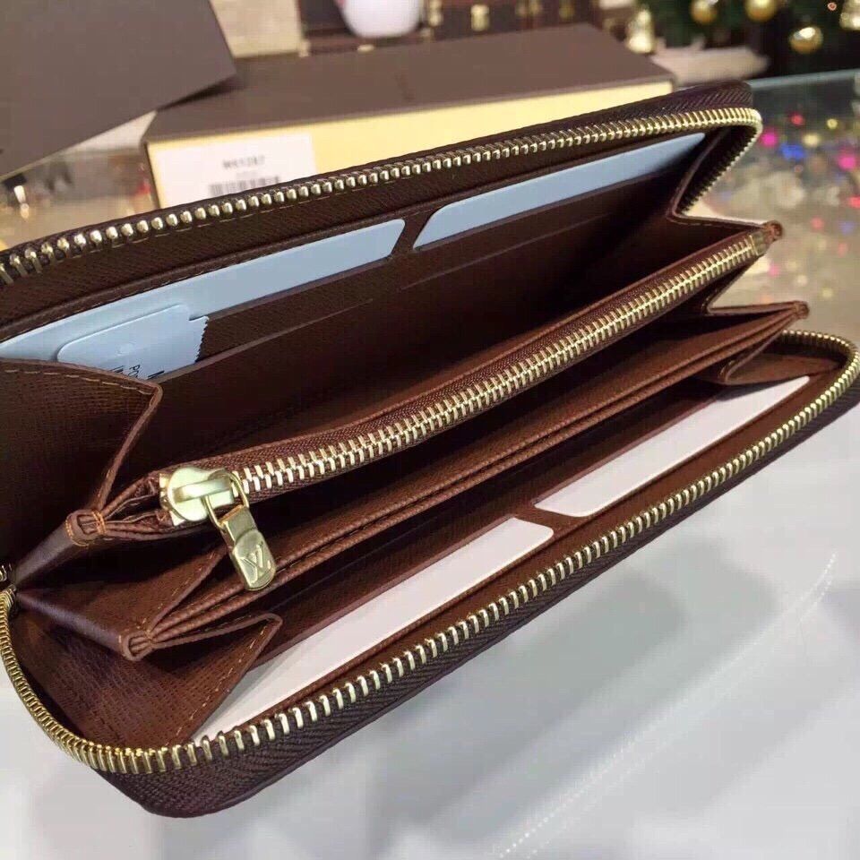 Ví cẩm tay Lv hàng chuẩn fake 1- Giá 300.000đ - Shop Đẹp102