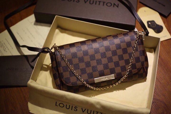 Túi Louis Vuitton Favorite - Giá 550.000đ - Tại Shop Đẹp102