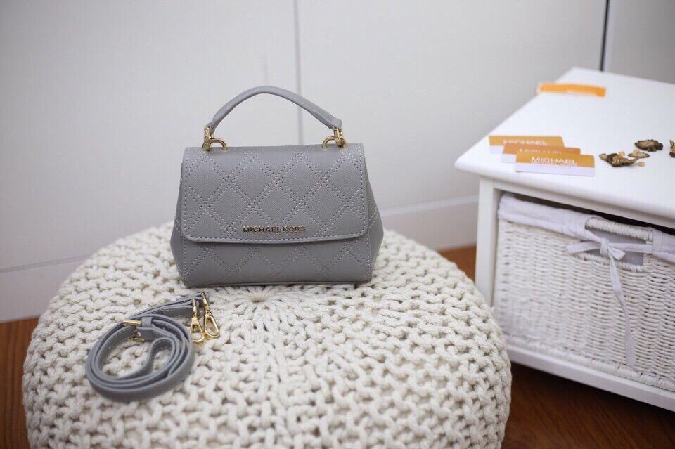 Túi xách Michael Kors Eva Medium - F1 -Giao tại shop Đẹp102