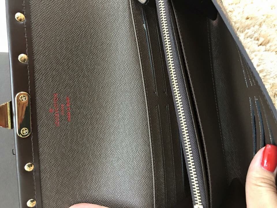 Ví cầm tay Lv hàng Super - Giao tại Shop Đẹp 102