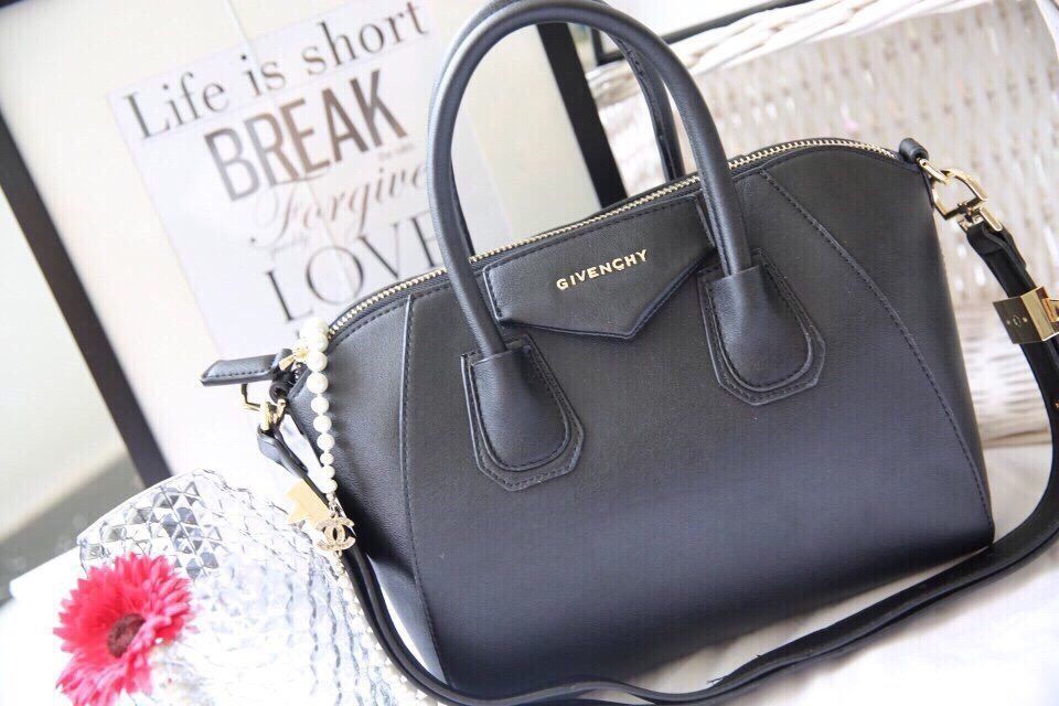 Túi xách Givenchy Antigono hàng chuẩn F1 -Giao tại Shop Đẹp 102
