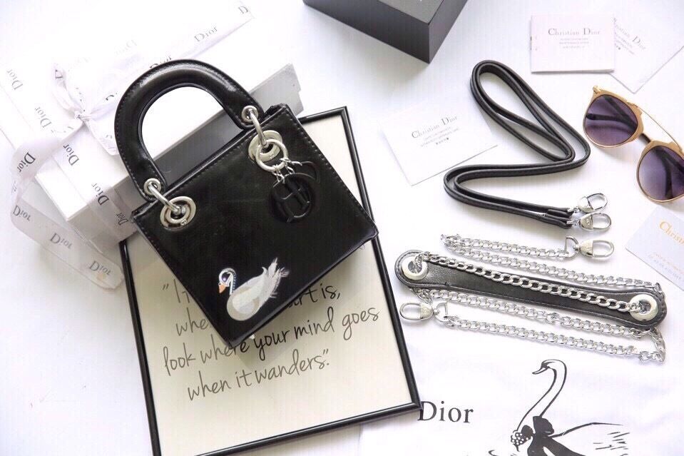 Túi xách Dior thiên nga size 20cm hàng chuẩn F1 -Giao tại Shop Đẹp102