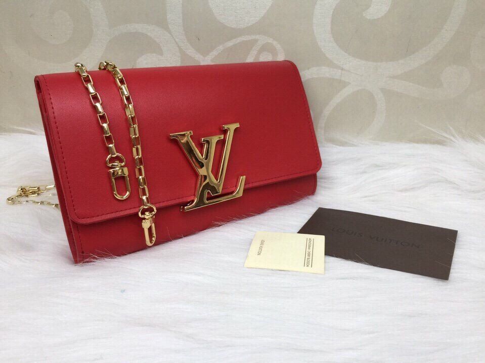 Cluth Ví cầm tay Lv hàng Super sale full box màu đỏ -Giao tại Shop Đẹp102