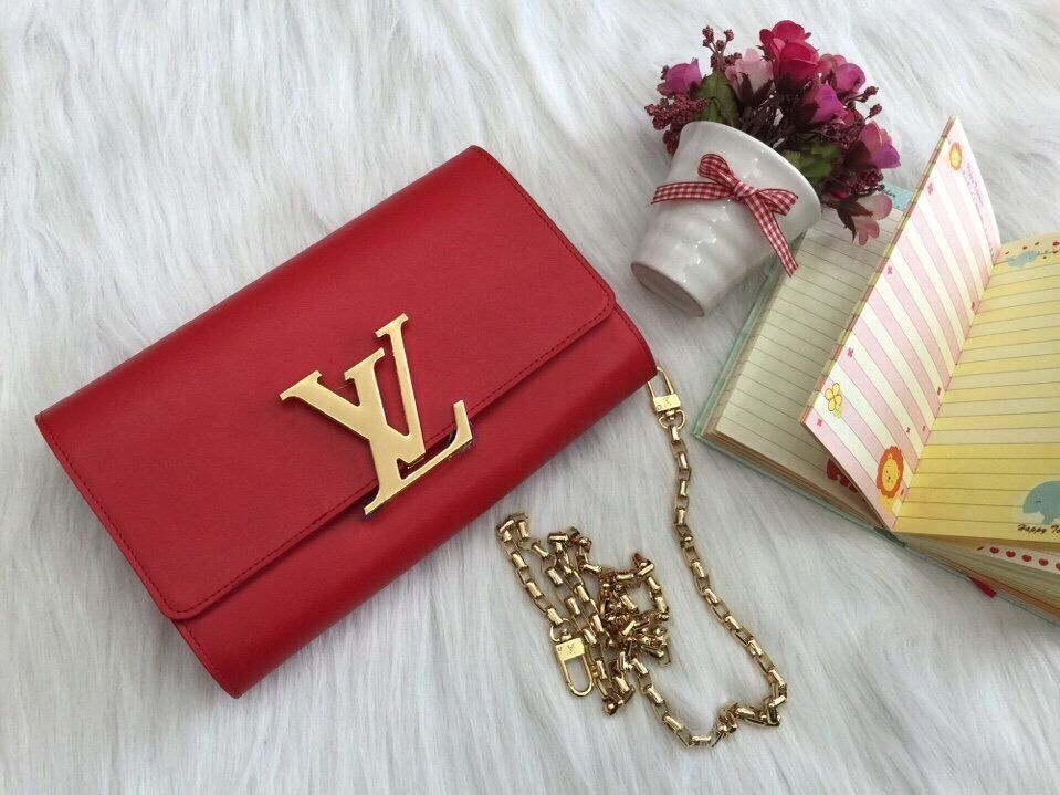 Cluth Ví cầm tay Lv hàng Super sale full box màu đỏ -Giao tại Shop Đẹp102
