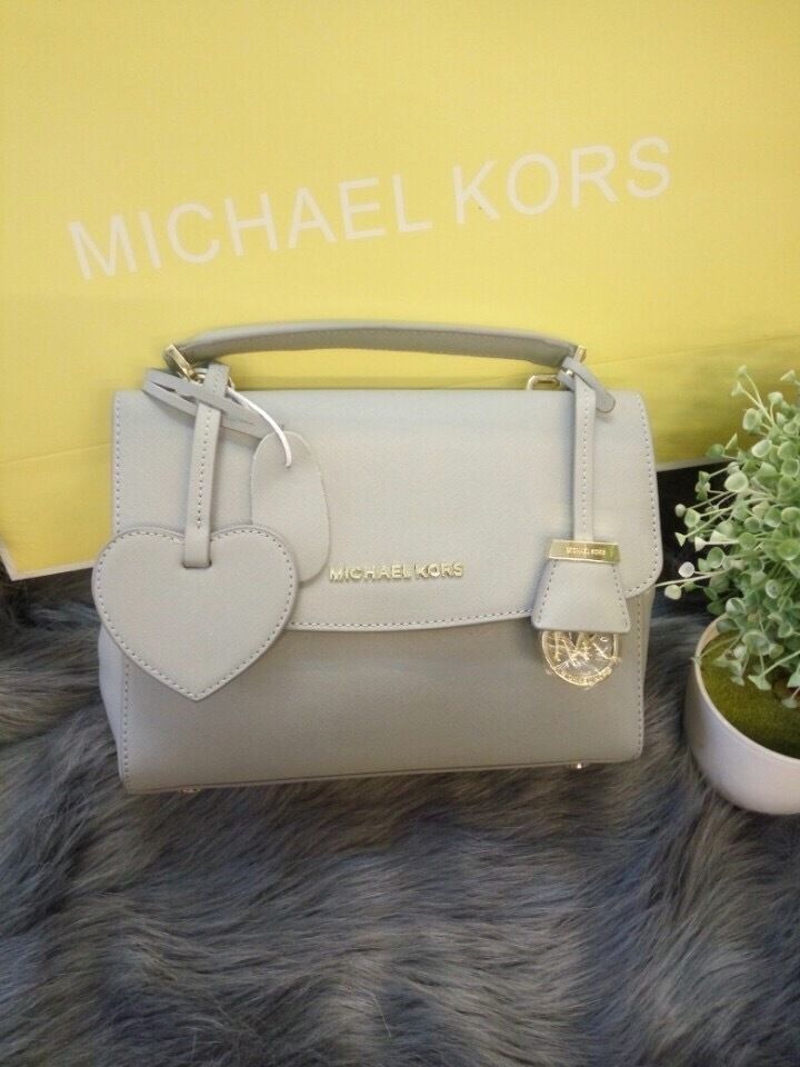Túi xách Michael kors trái tim hàng chuẩn F1 size 28cm -Giao tại Shop Đẹp102