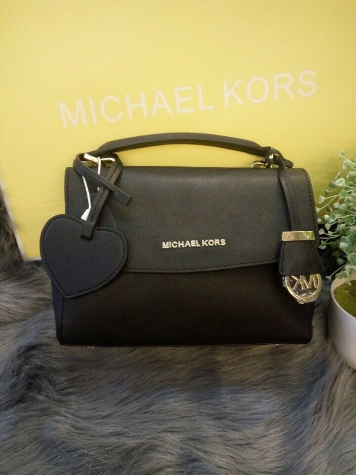 Túi xách Michael kors trái tim hàng chuẩn F1 size 28cm -Giao tại Shop Đẹp102