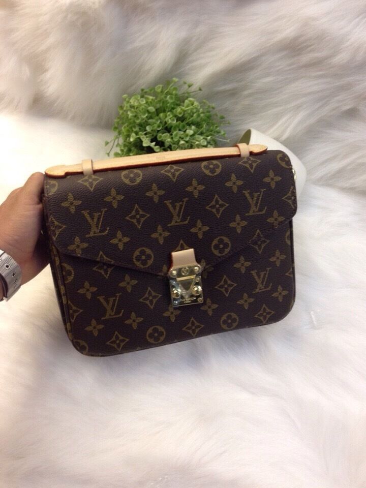 Túi xách Lv cặp hàng chuẩn F1 size 25cm - Giao tại Shop Đẹp102