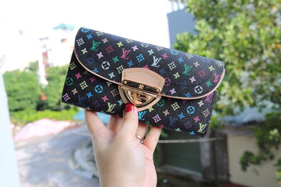 Ví cầm tay Lv khoá cài hàng Super sale size 12cm -Giao tại Shop Đẹp102