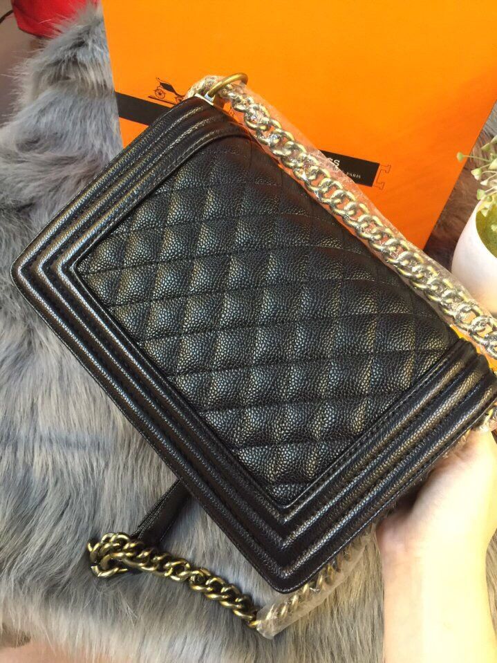 Túi xách Chanel Boy da hột hàng chuẩn F1 Size 25cm -Giao tại Shop Đẹp102
