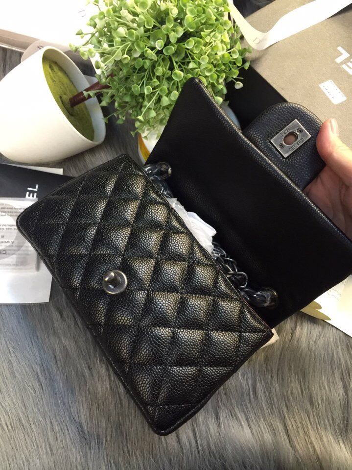 Túi xách Chanel classic da hột khoá bạc hàng chuẩn F1 size 20cm -Giao tại Shop Đẹp102