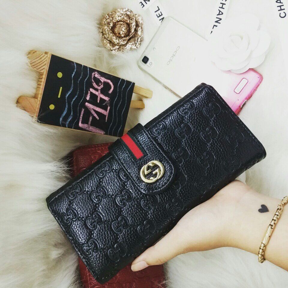 Ví cầm tay Gucci nắp cài hàng chuẩn F1