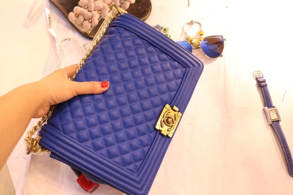 Túi xách Chanel Boy super sale Size 28cm màu xanh cban đẹp