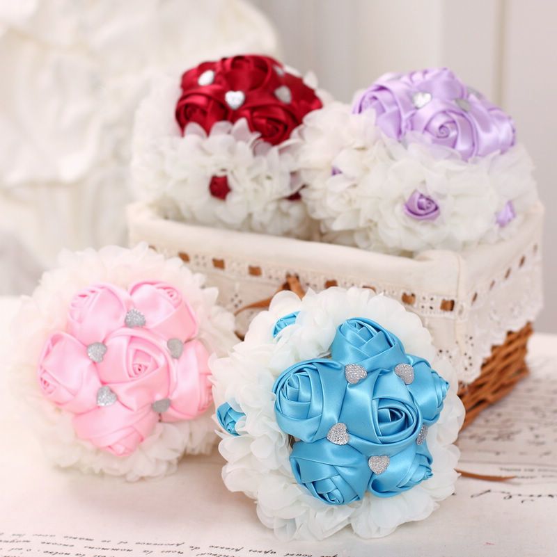 Hoa hồng cưới voan ruy băng xen hạt đá Hàn Quốc