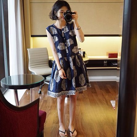 ĐẦM KIỂU HỌA TIẾT BOHO PHỐI NÚT JUNE