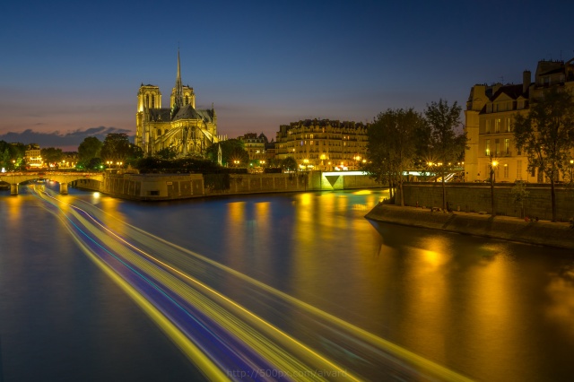 carl_zeiss_24mm_f1.8_pic_7.jpg