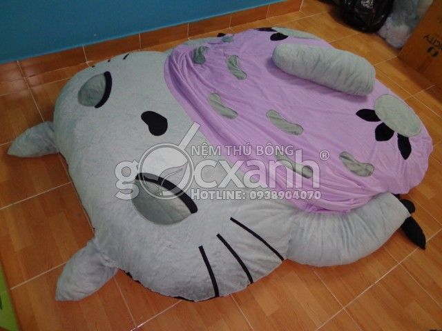 Nệm thú Totoro ngủ tím cà (1.8 x 2.2m)