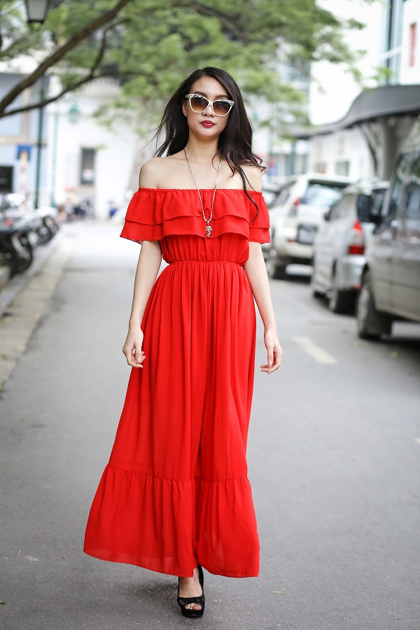 váy maxi đỏ
