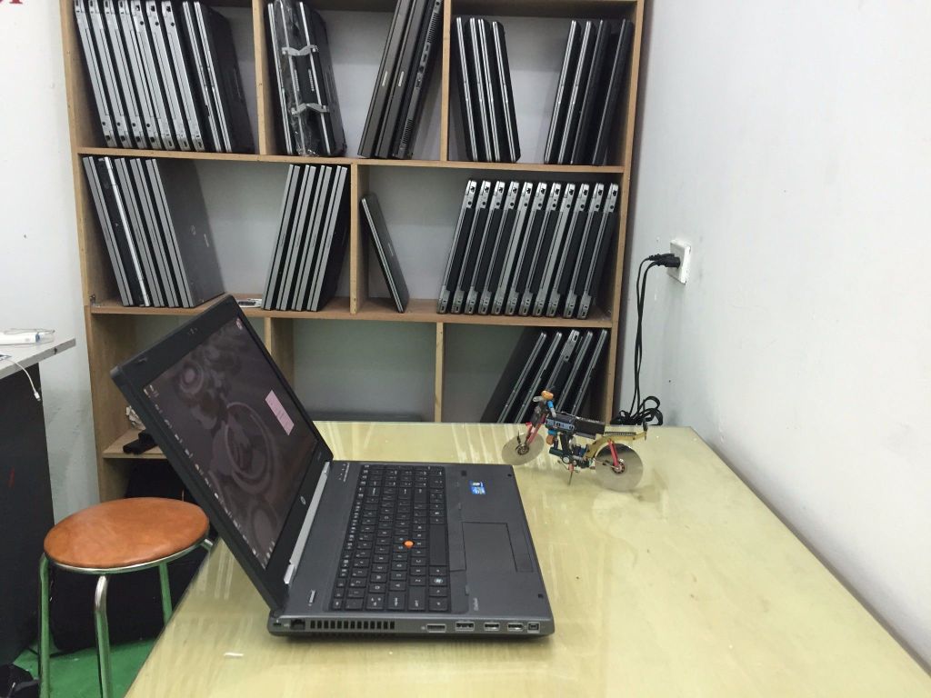 HP Elitebook 8560w ( core i7-2720Q, Ram 8G, Ổ 320G, Cạc 1000M , 15.6FHD )