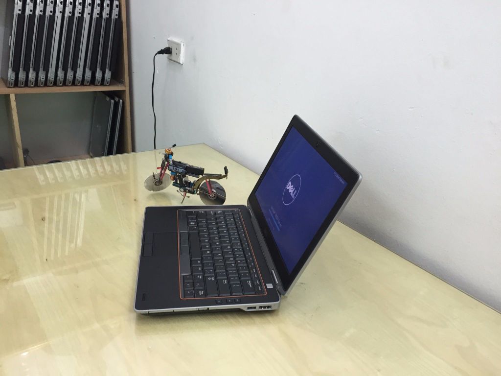 Dell E6320 ( i5-2520, Ram 4G, Ổ 320G, 13.3 LED )