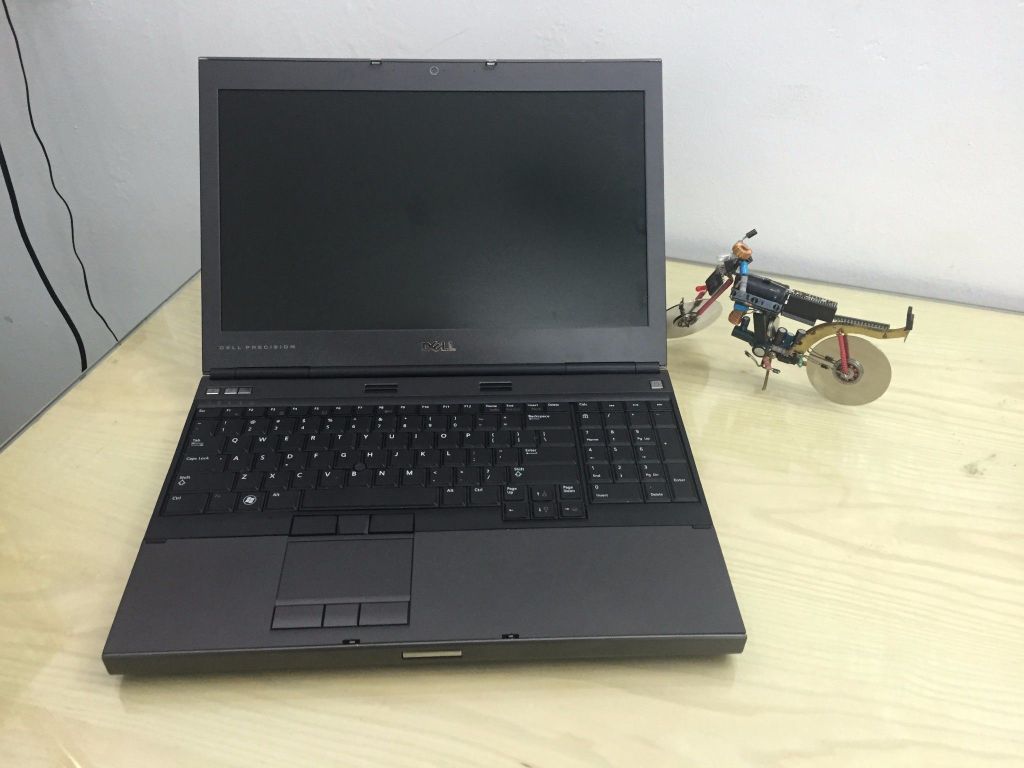 Dell M4600 (i7-2820Q, Ram 8G, Ổ 320G, 2000m, 15.6FHD )