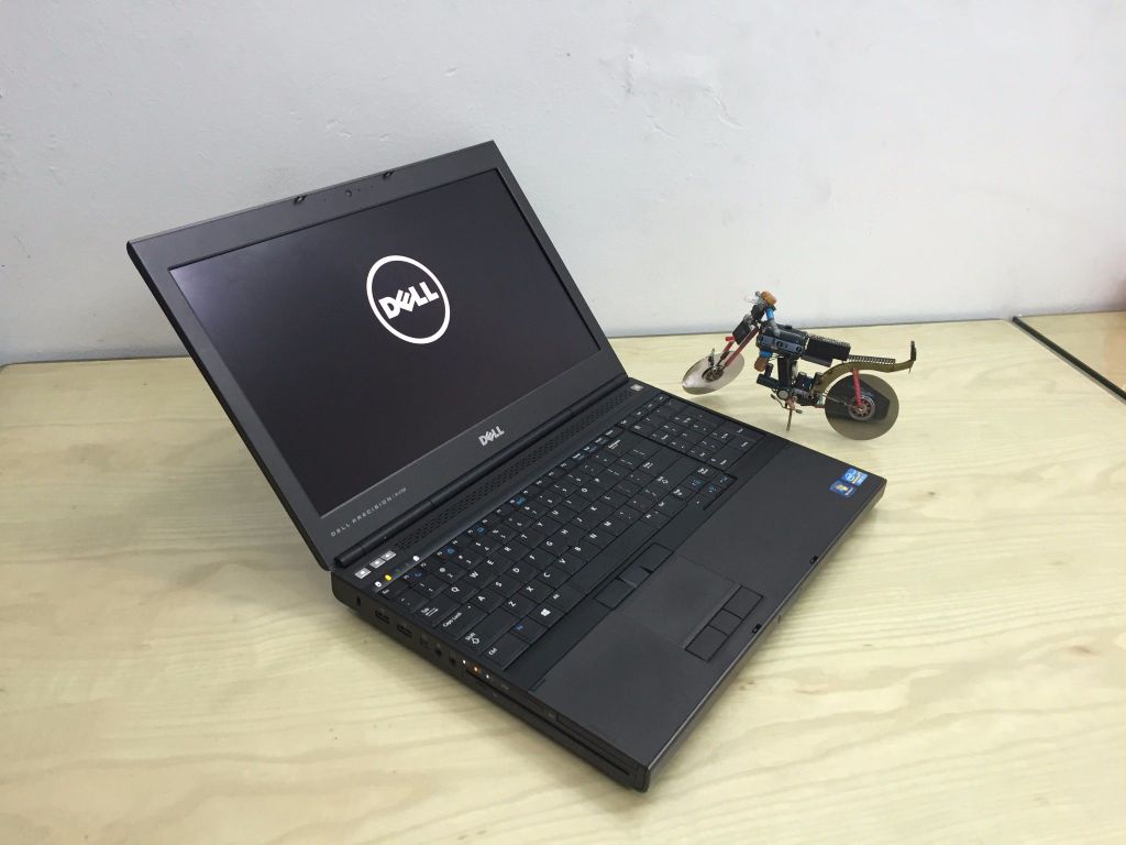 Dell M4700 ( i7-3840Q, Ram 16G, SSD 256G, K2000M, 15.6FHD )